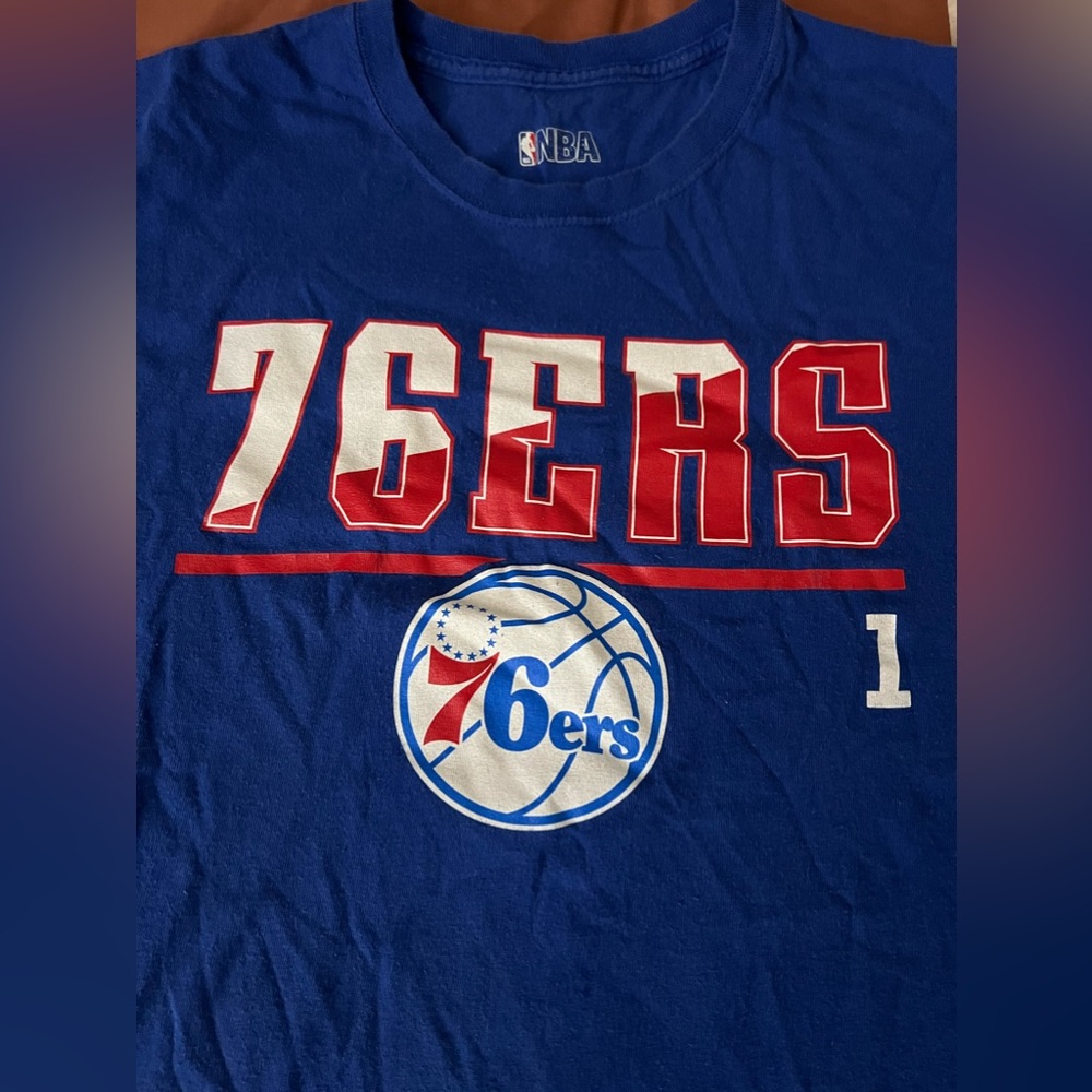 NBA 76ERS XL Men’s T SHIRT James Harden, gently used, no stains, no rips,no runs